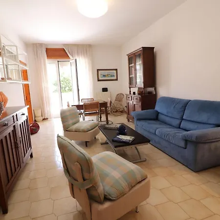 Charming Turchese Air Con Covered Parking Lägenhet *