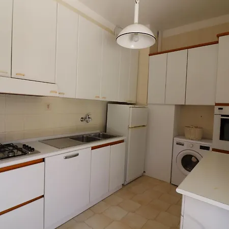 Lägenhet Charming Turchese Air Con Covered Parking