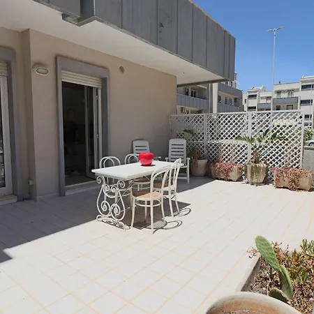 Charming Turchese Air Con Covered Parking *