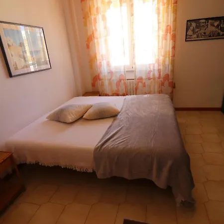 Lägenhet Charming Turchese Air Con Covered Parking