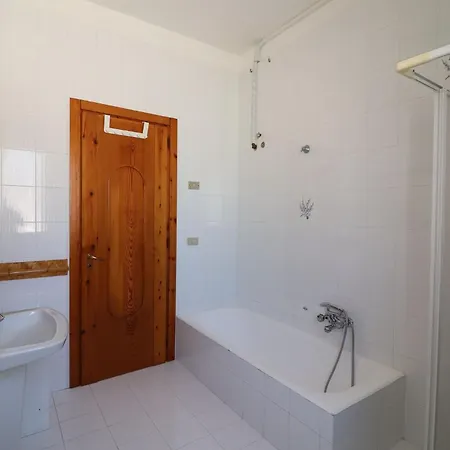 Lägenhet Charming Turchese Air Con Covered Parking *