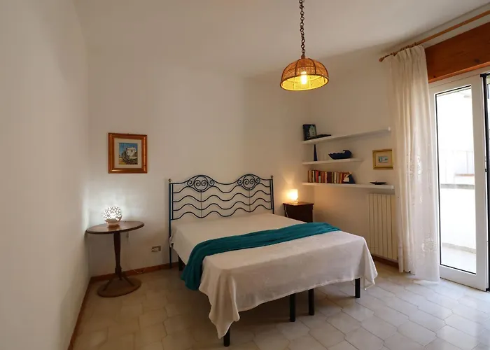 Charming Turchese Air Con Covered Parking Apartmán