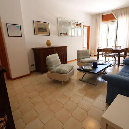 Apartment Charming Turchese Air Con Covered Parking *