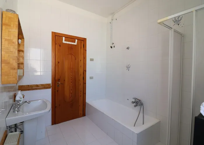 Apartament Charming Turchese Air Con Covered Parking *